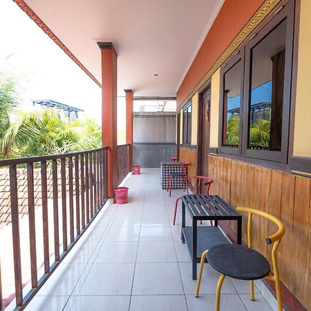 OYO 636 Apartmen Kak Okoh Otel Canggu Dış mekan fotoğraf